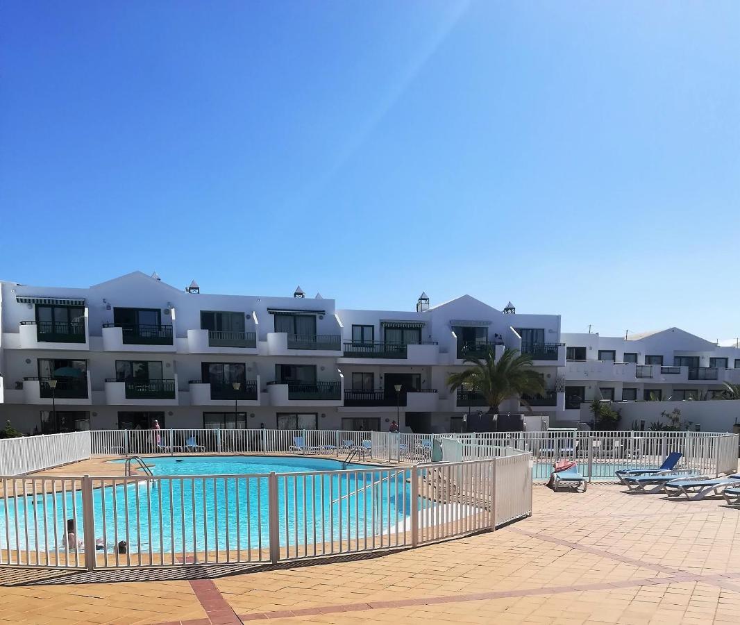 Marina Beach-Apartamentos Tahiche Costa Teguise Exterior foto
